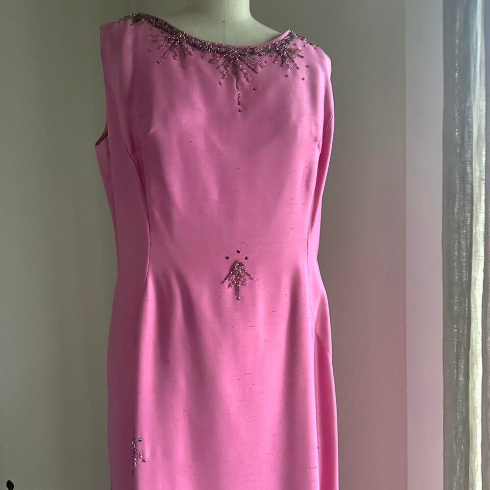Women’s Large Dress Rose Pink Structured Full Silk Beaded Gown & Stole 1970s - Picture 2 of 7